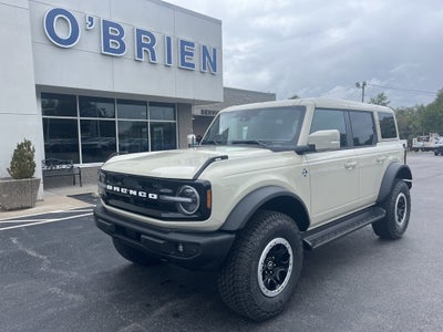 2025 Ford Bronco Outer Banks Sasquatch Pkg.