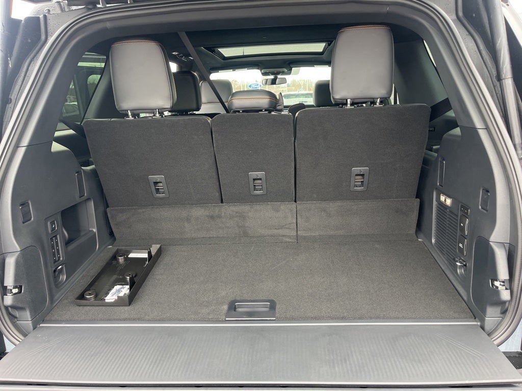 2025 Ford Expedition Tremor