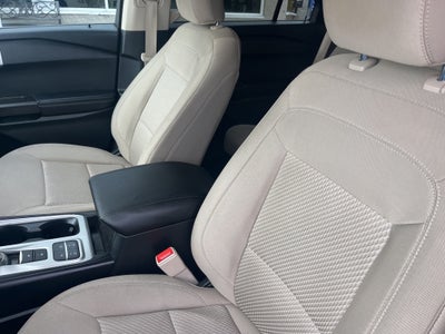 2021 Ford Explorer Base