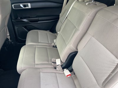 2021 Ford Explorer Base