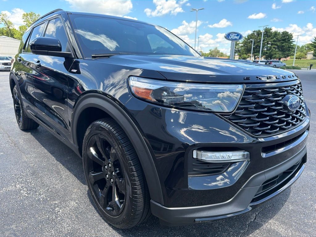 2023 Ford Explorer ST-Line