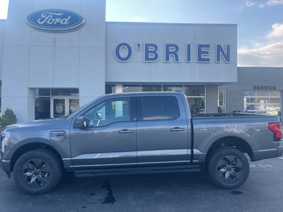 2025 Ford F-150 Lightning Flash