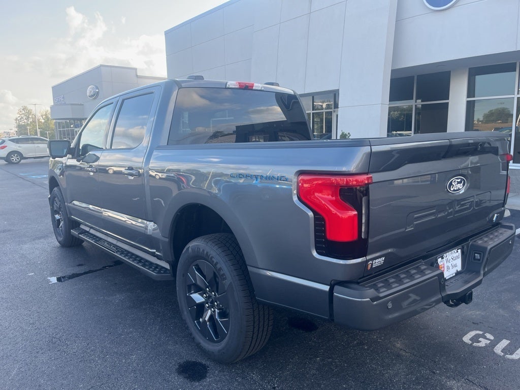 2025 Ford F-150 Lightning Flash