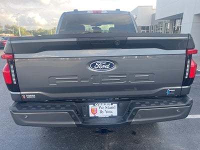 2025 Ford F-150 Lightning Flash