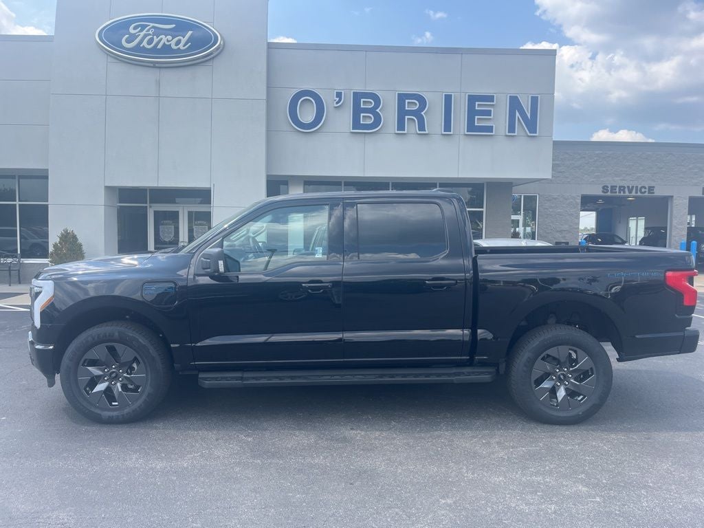 2025 Ford F-150 Lightning Flash