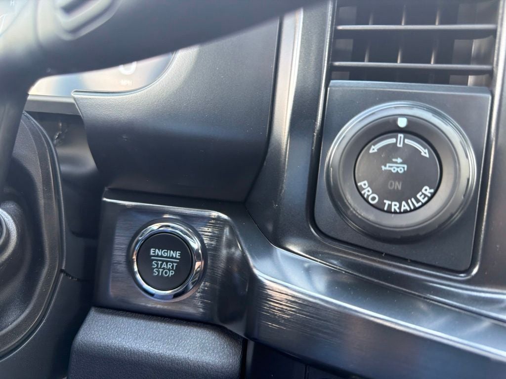 2027 Ford F-250SD F-250® Lariat®