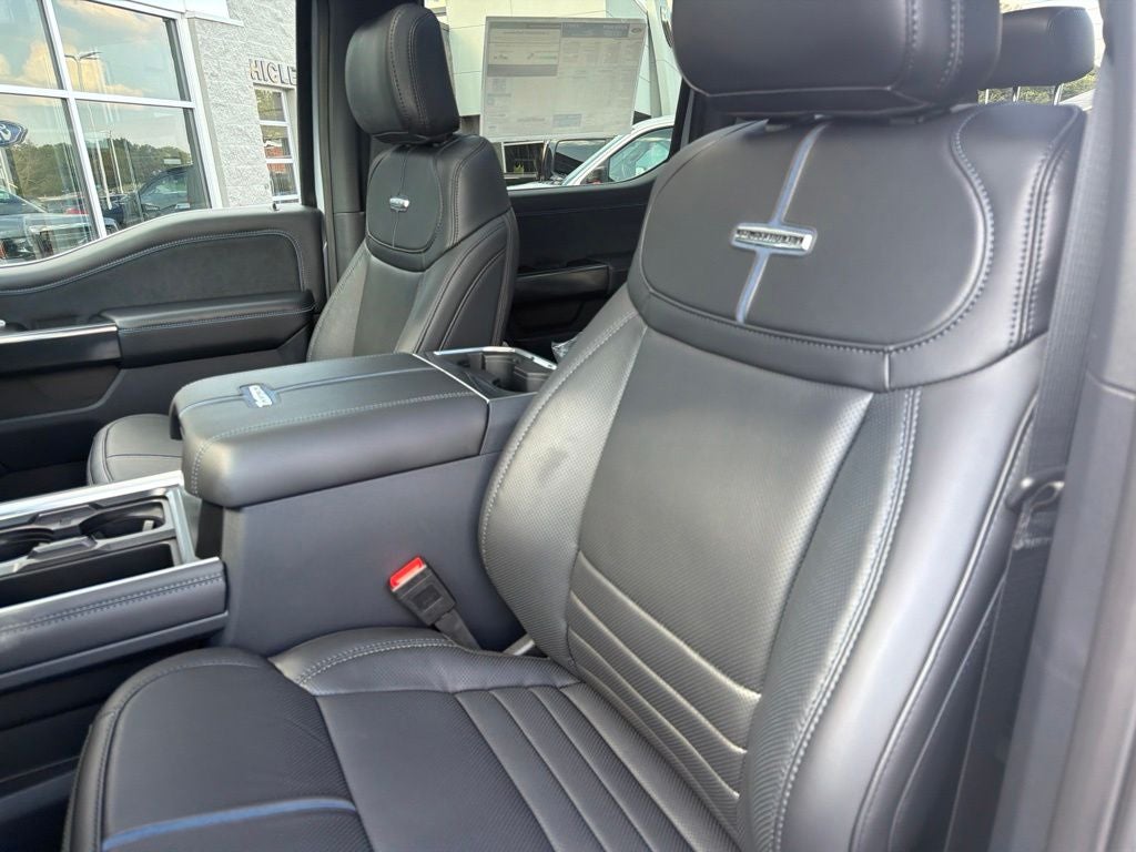 2027 Ford F-350SD F-350® Platinum®