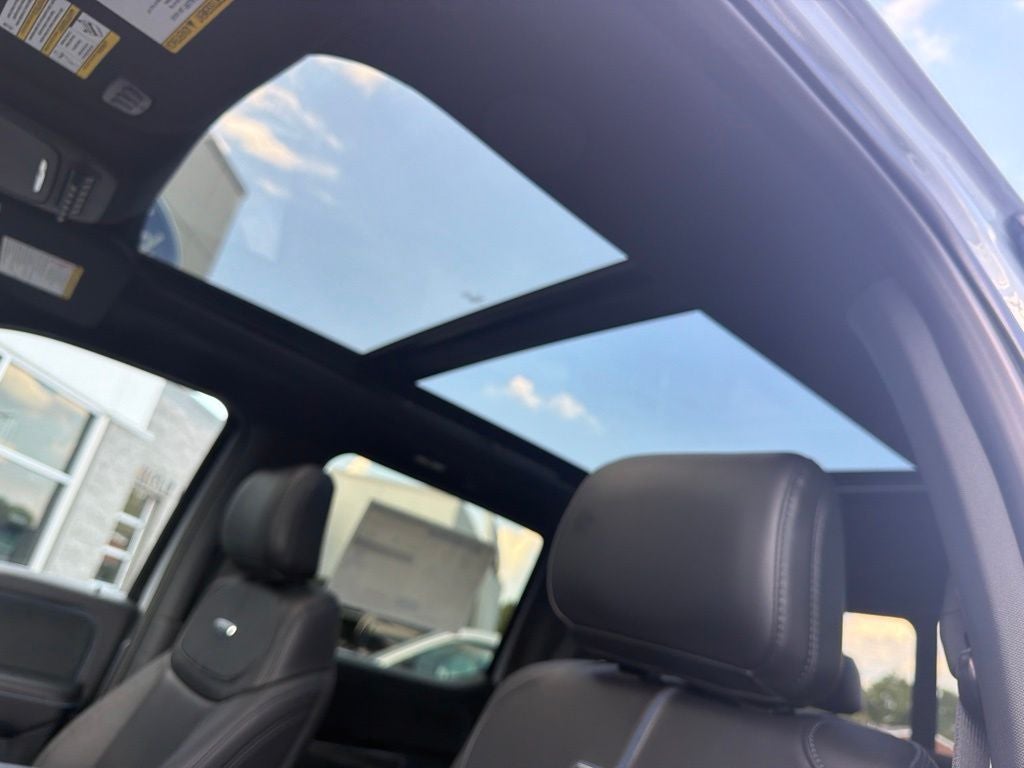 2027 Ford F-350SD F-350® Platinum®