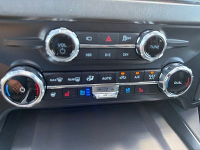 2027 Ford F-350SD F-350® Platinum®