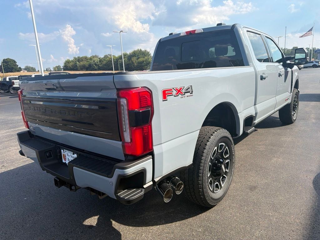2027 Ford F-350SD F-350® Platinum®