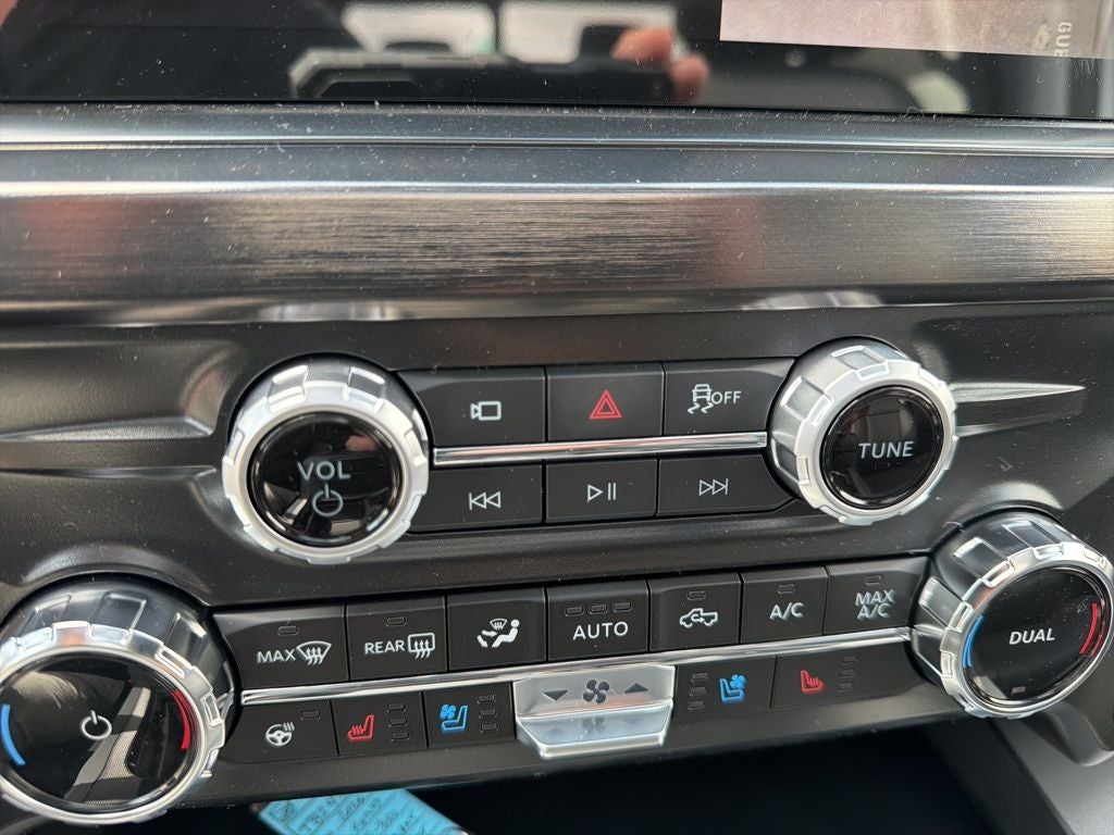 2026 Ford F-350SD F-350® Lariat®
