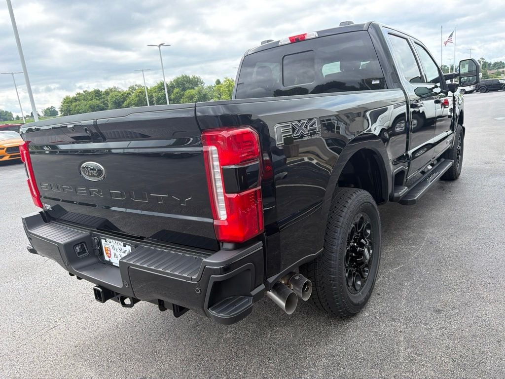 2026 Ford F-350SD Lariat