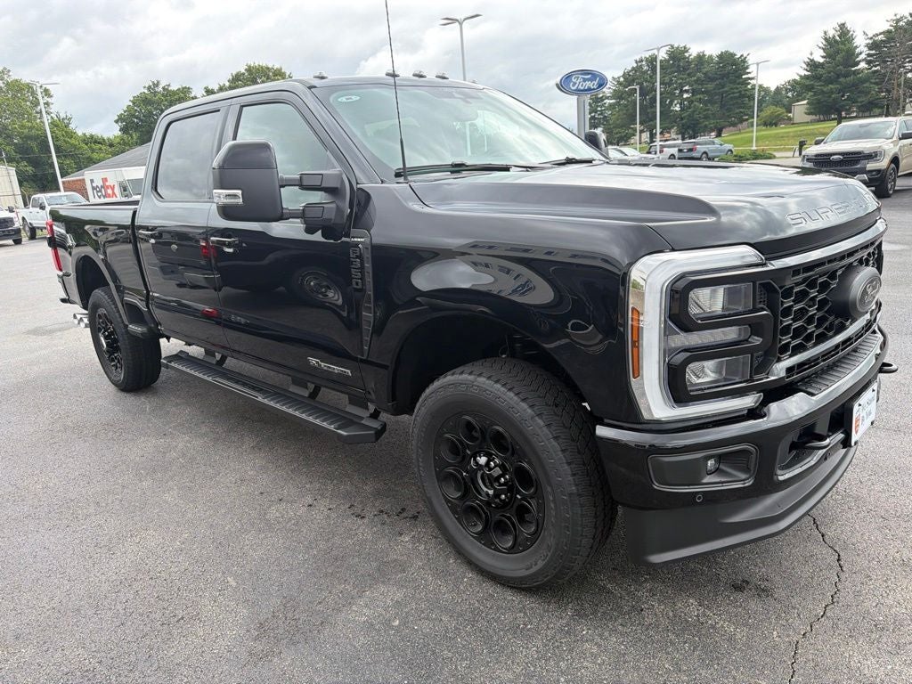 2026 Ford F-350SD Lariat