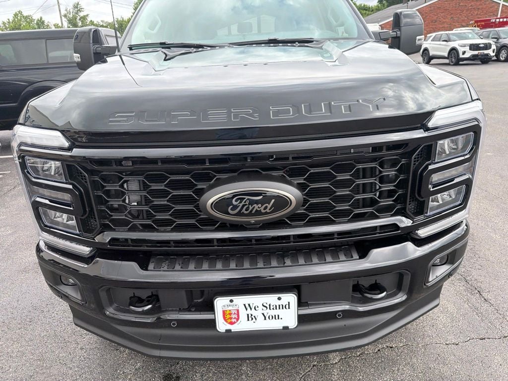 2026 Ford F-350SD Lariat