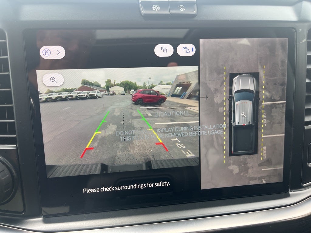 2025 Ford F-350SD Lariat