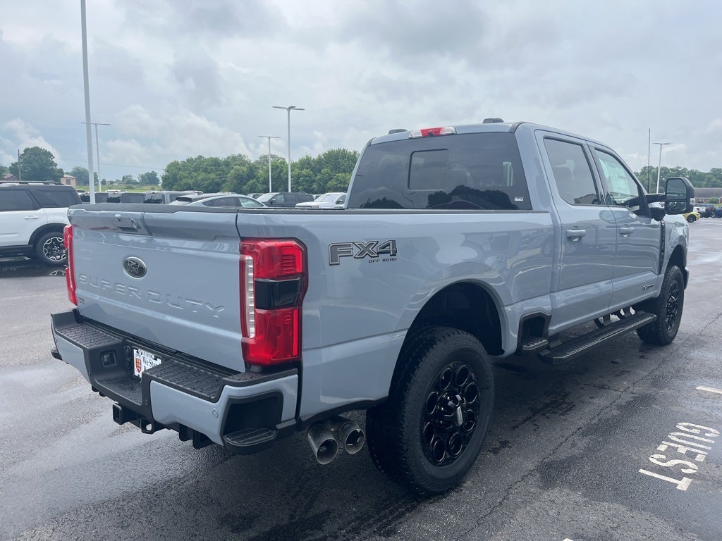 2025 Ford F-350SD Lariat