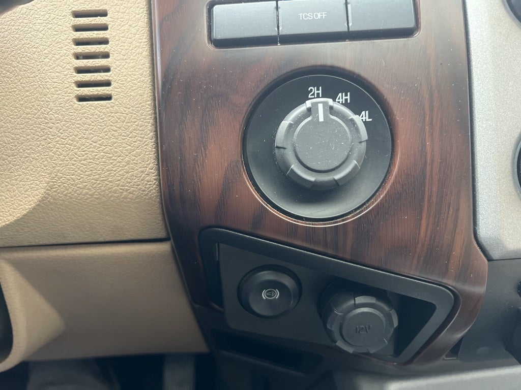 2016 Ford F-350SD Lariat DRW