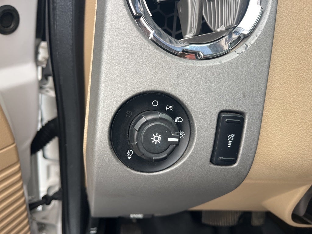 2016 Ford F-350SD Lariat DRW