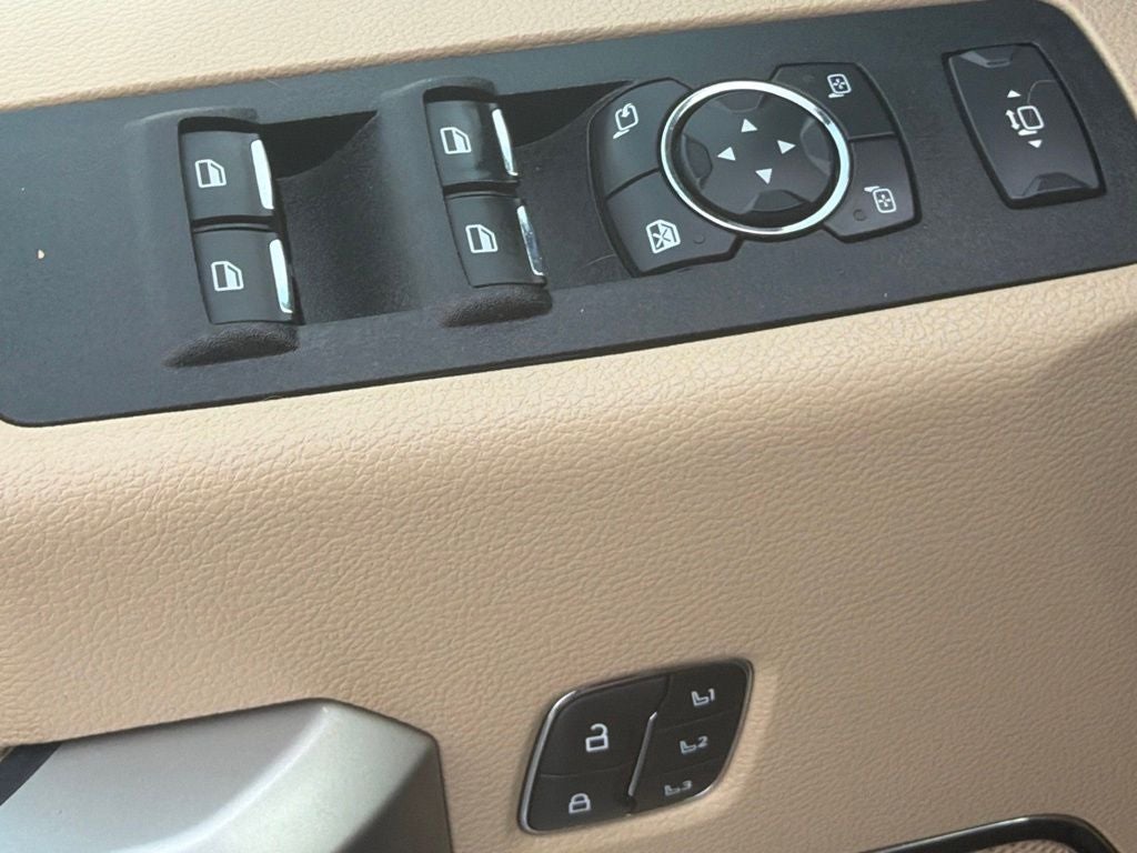 2021 Ford F-350SD Lariat