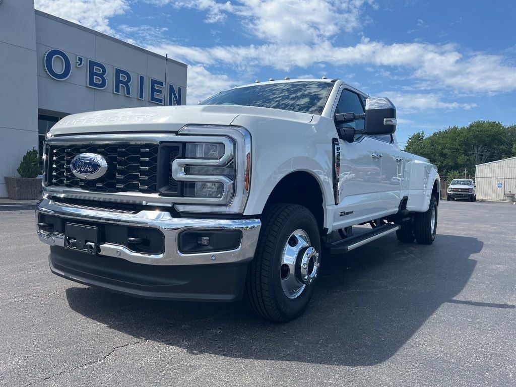 2026 Ford F-350SD Lariat DRW
