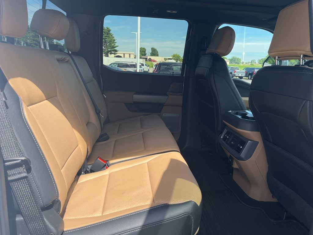 2026 Ford F-350SD Lariat DRW