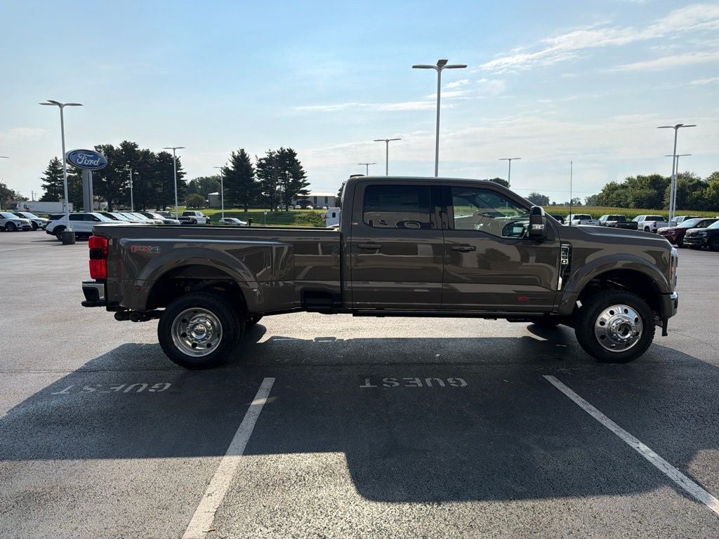 2026 Ford F-450SD Lariat DRW