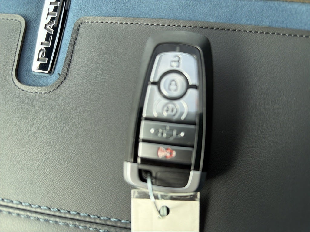 2026 Ford F-450SD Platinum DRW