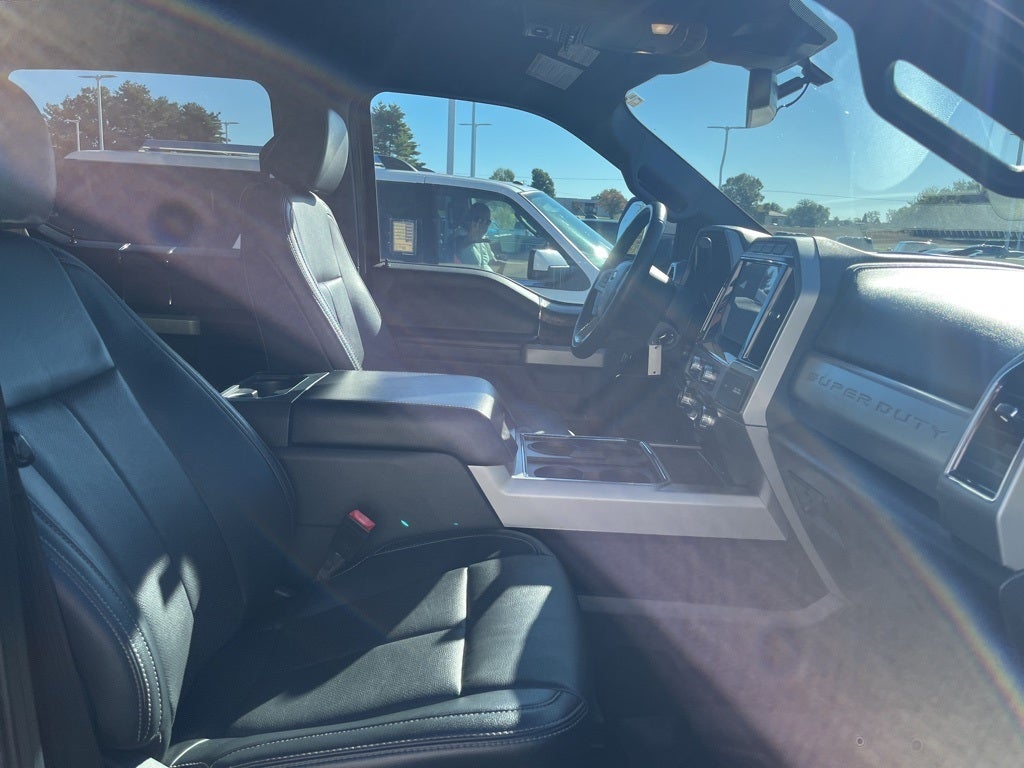 2022 Ford F-450SD Lariat DRW