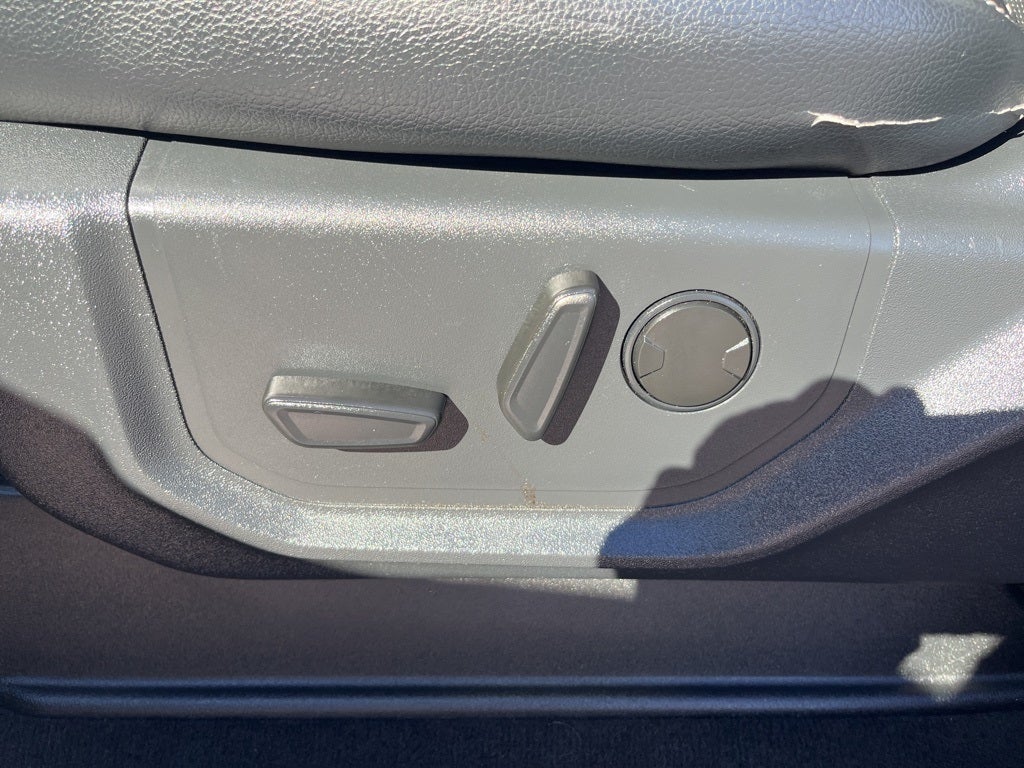 2022 Ford F-450SD Lariat DRW