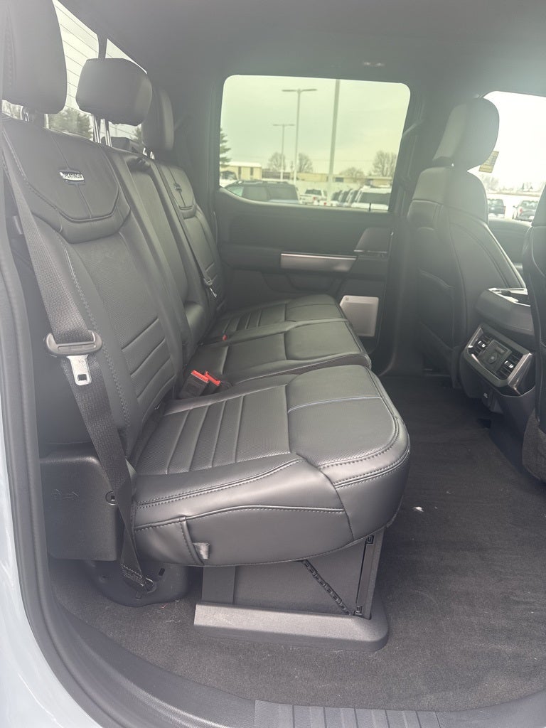 2026 Ford F-450SD Platinum DRW