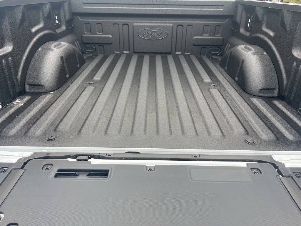 2025 Ford F-150 Lariat Hybrid