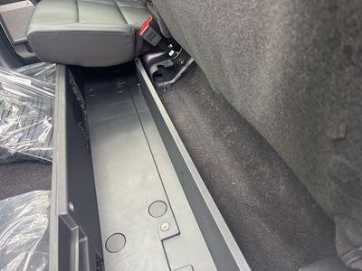 2025 Ford F-150 Lariat Hybrid