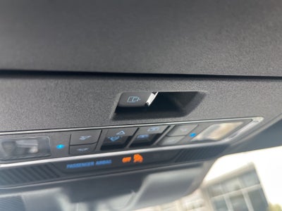 2025 Ford F-150 Lariat Hybrid