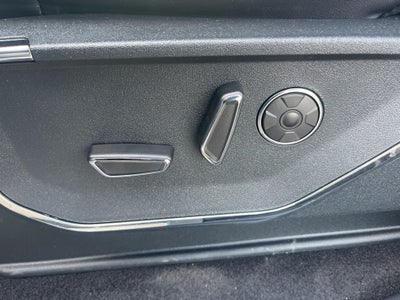 2025 Ford F-150 Platinum Hybrid