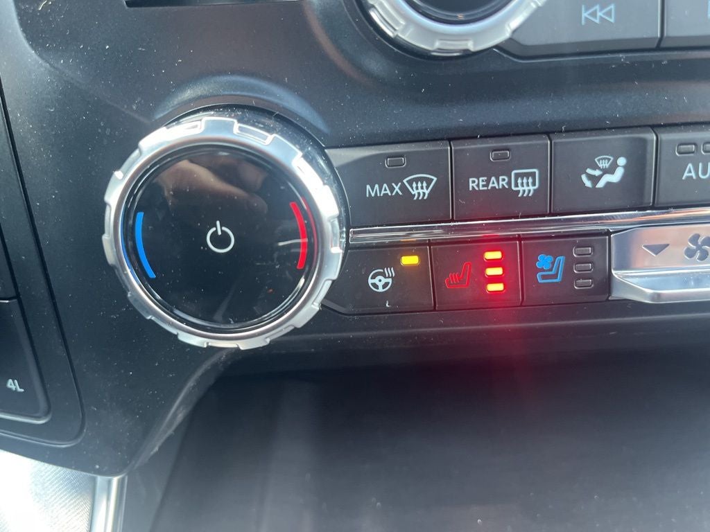 2025 Ford F-150 Platinum Hybrid