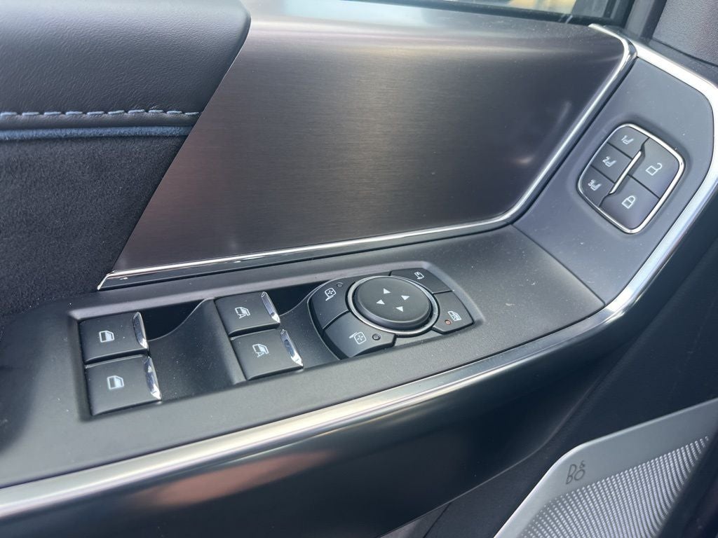 2025 Ford F-150 Platinum Hybrid