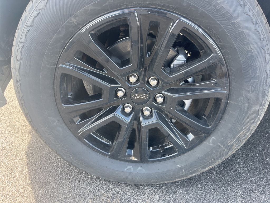 2025 Ford F-150 Platinum Hybrid