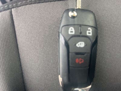 2025 Ford Transit-150 Base MEDIUM ROOF PARTION W/ SHELVES