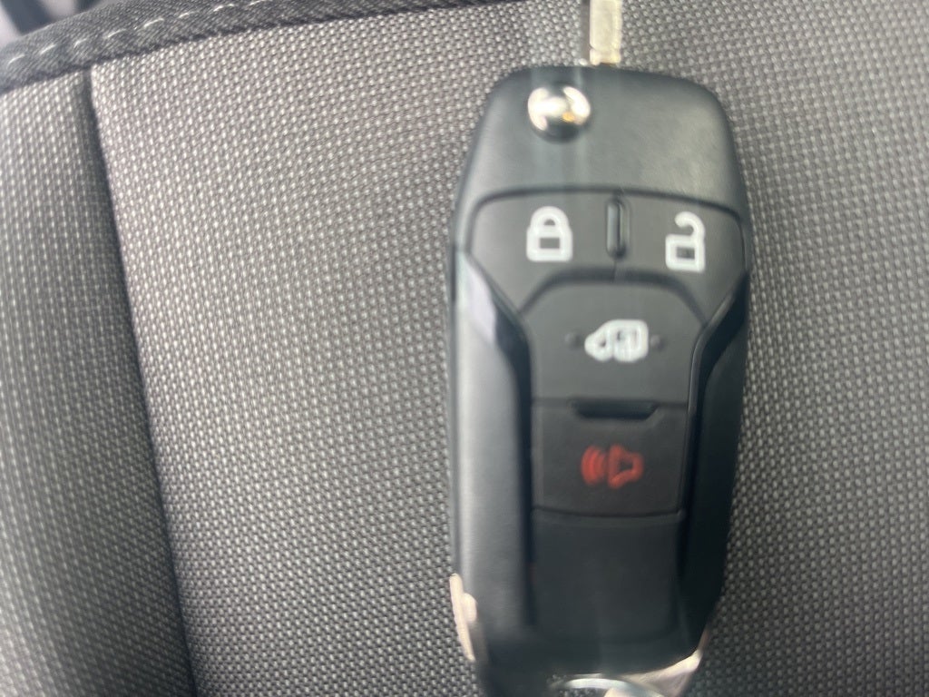 2025 Ford Transit-150 Base MEDIUM ROOF PARTION W/ SHELVES