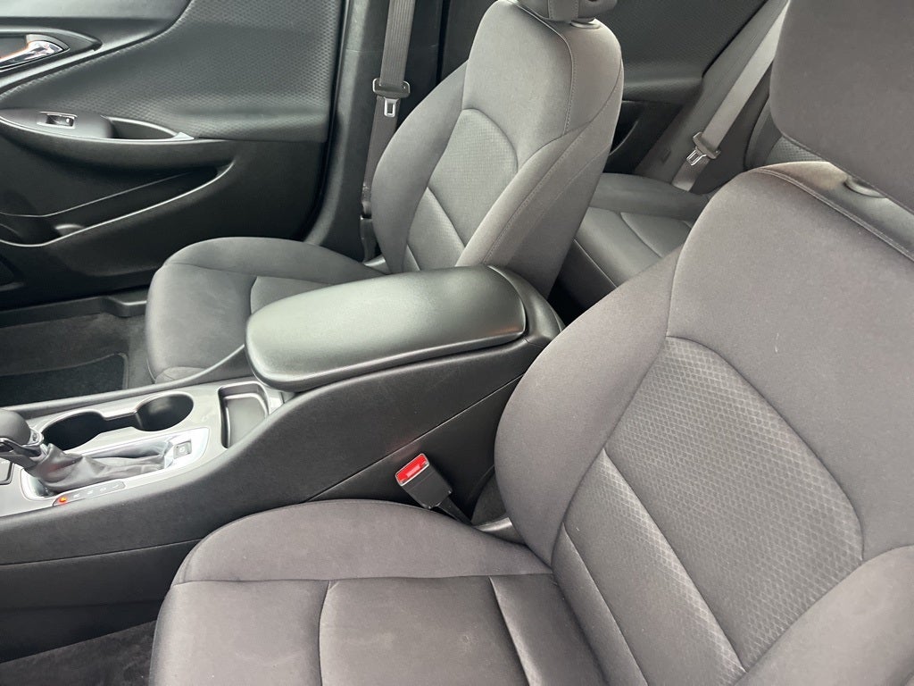 2023 Chevrolet Malibu LS 1LS