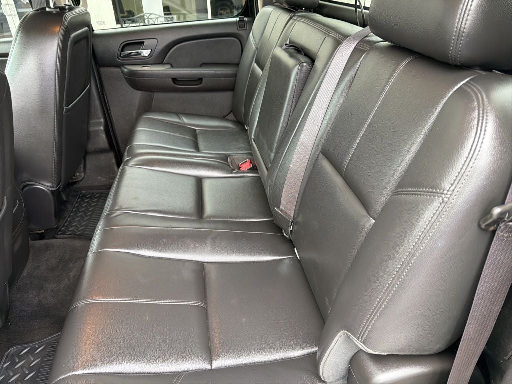 2014 Chevrolet Silverado 3500HD LTZ Flatbed