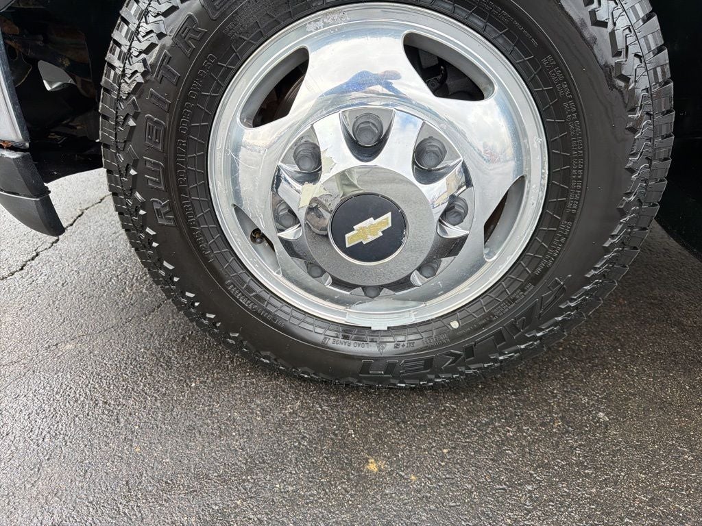 2014 Chevrolet Silverado 3500HD LTZ Flatbed