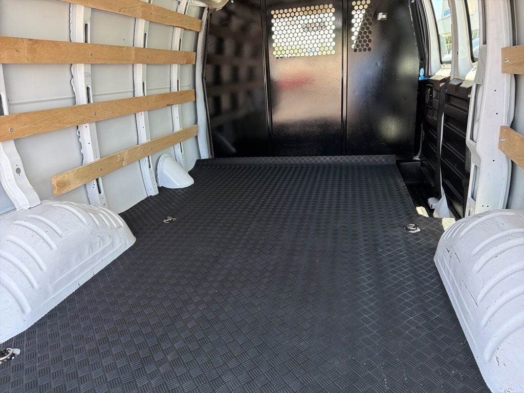 2024 GMC Savana 2500 Work Van