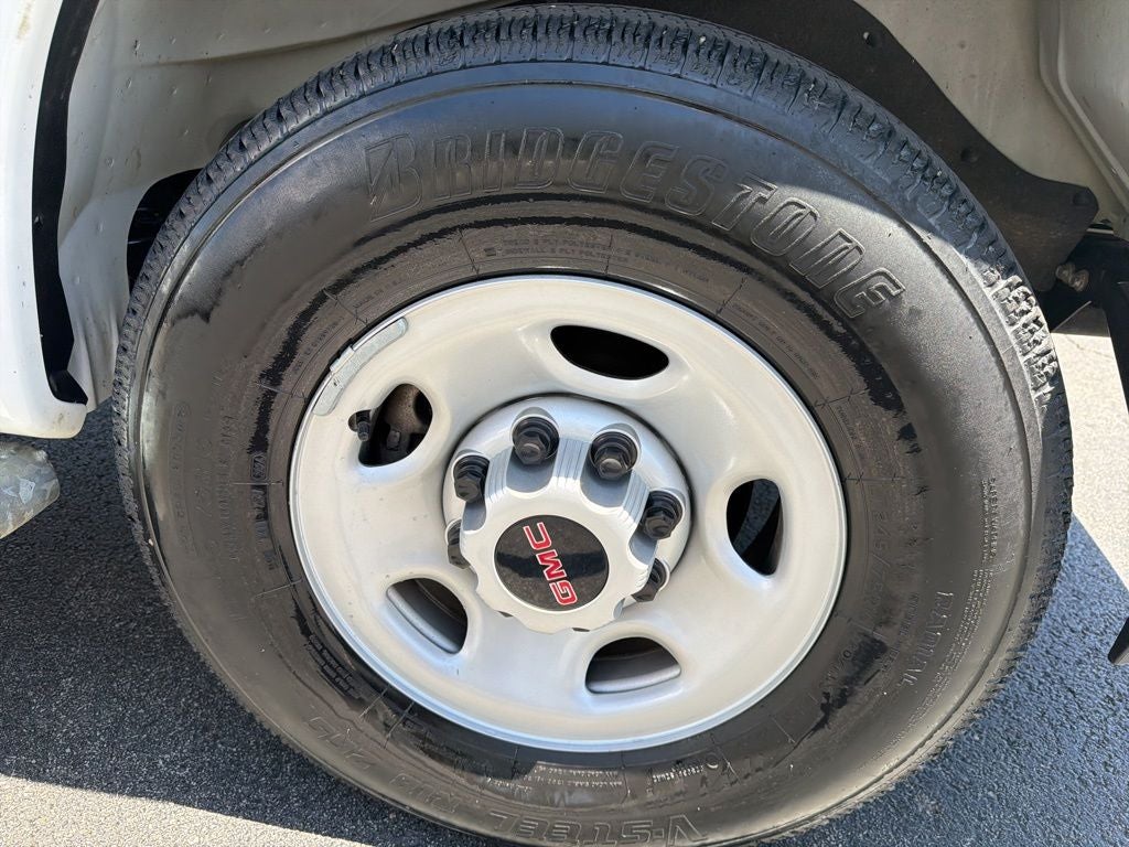 2024 GMC Savana 2500 Work Van