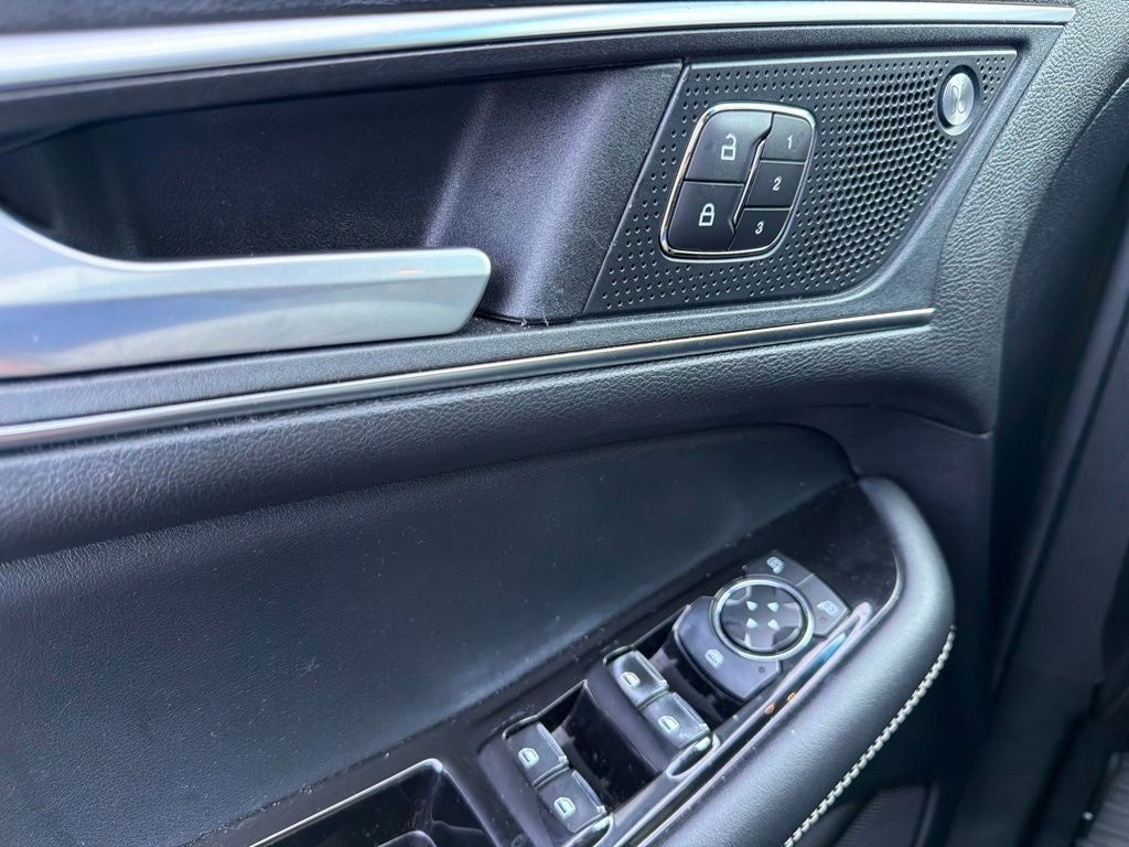 2019 Ford Edge ST