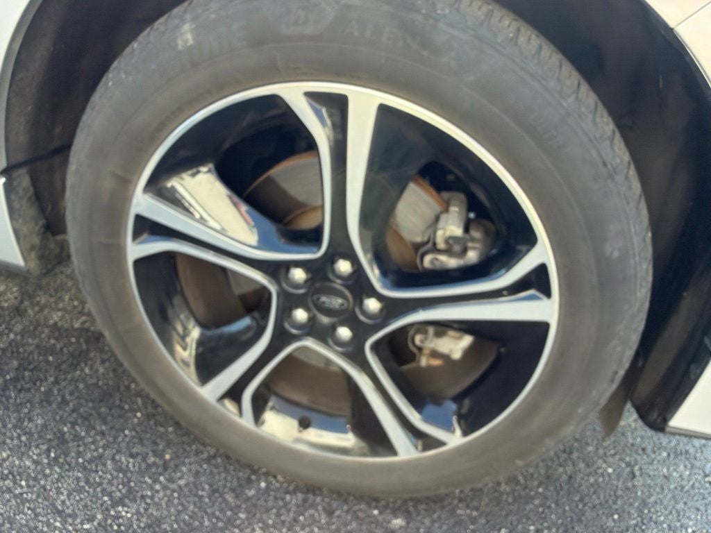 2019 Ford Edge ST