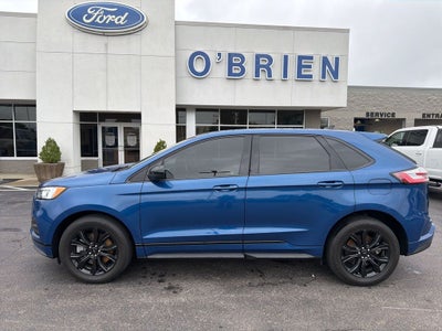 2022 Ford Edge SE