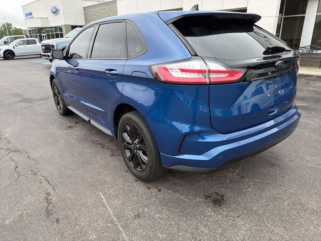 2022 Ford Edge SE
