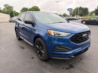2022 Ford Edge SE