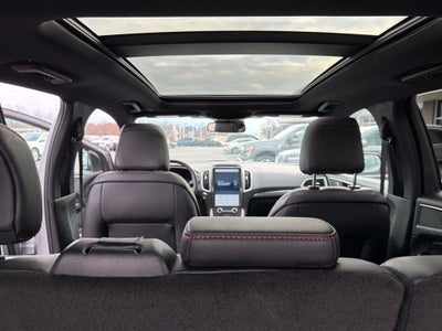 2022 Ford Edge ST Line